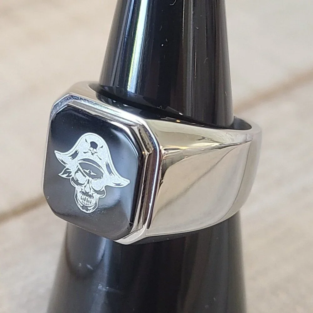 Stainless Steel Pirate Mens Ring Black Accent Approx Size 8 NWOT